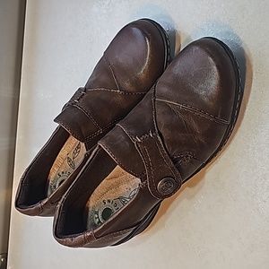 Earth Origins Leather Shoes